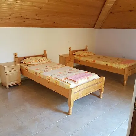 Tatjana Lejlighed Nessebar